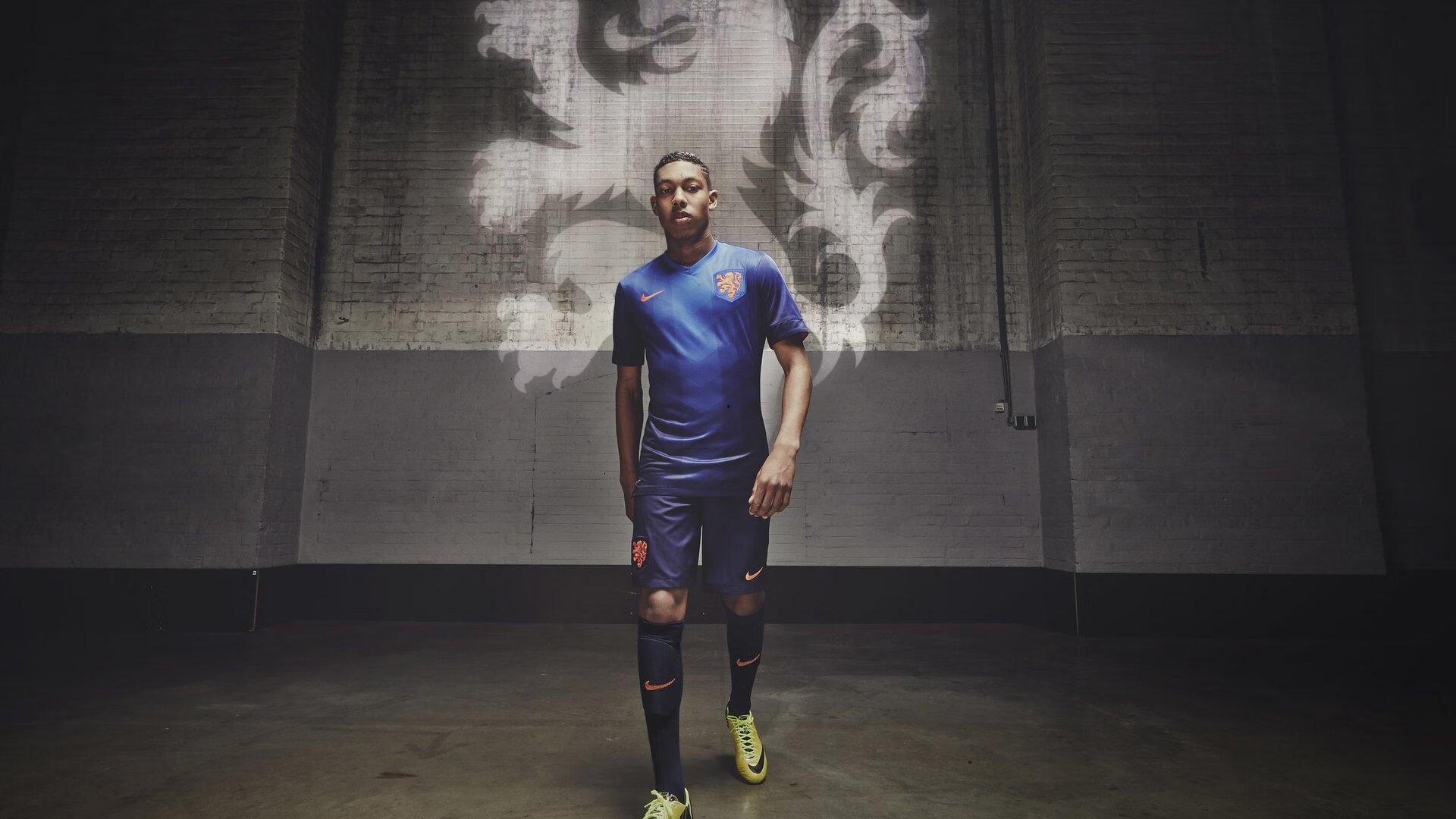 奥恰洛夫社交媒体分享游玩照引热议，我们美丽的世界，运动之外的温情视角