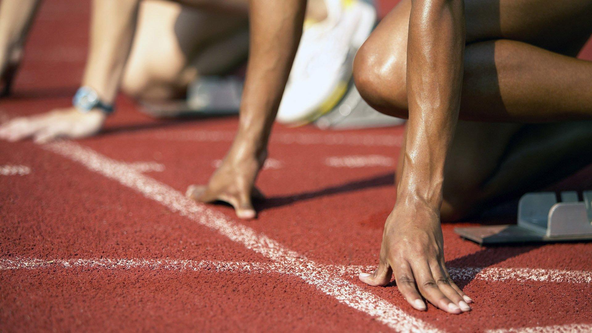 CCTV5直播聚焦，中国男篮迎战苦主锤炼阵容，胡金秋搭档王俊杰初试锋芒，郭士强考察新组合