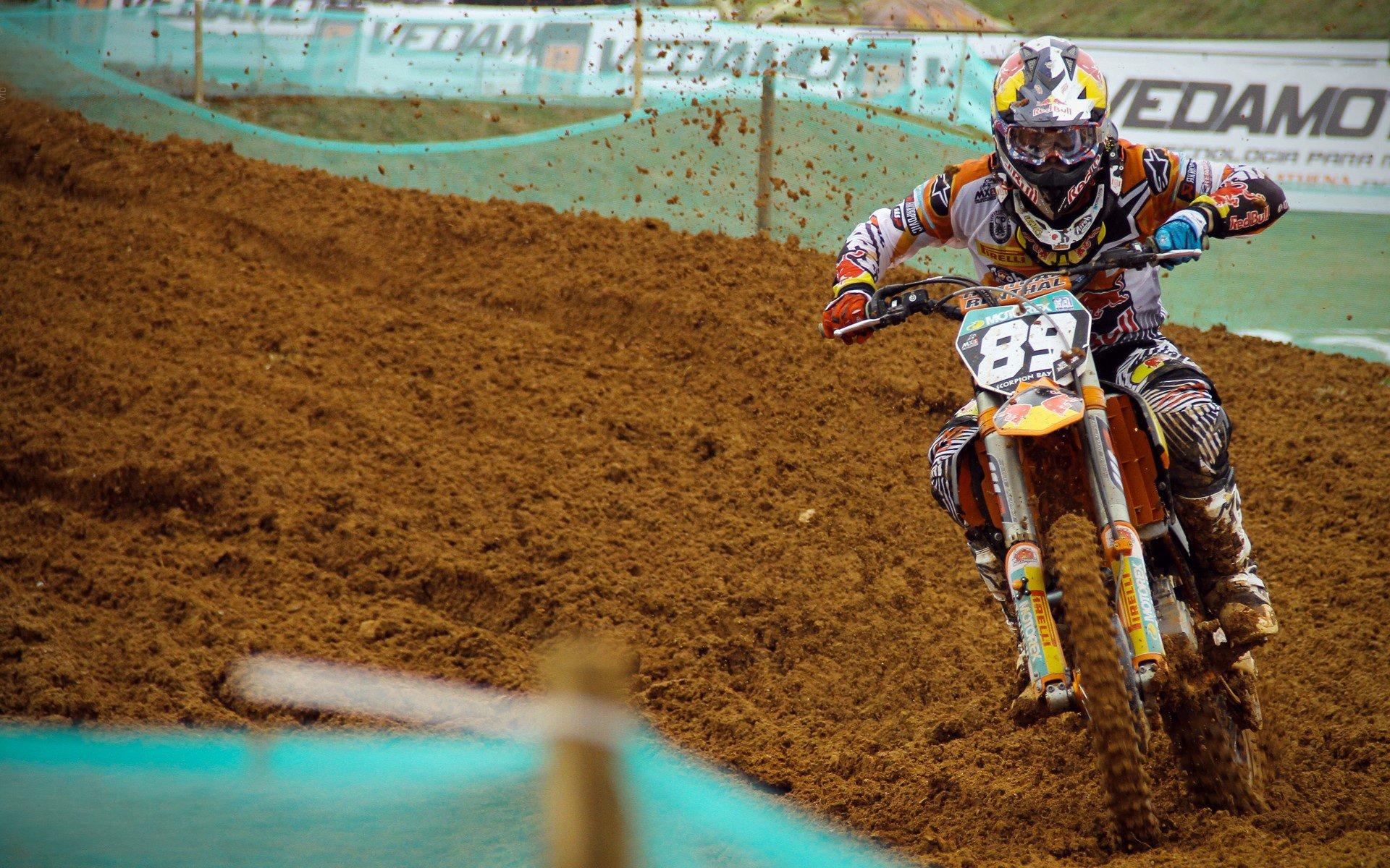 千言万语汇成一句话，感谢有你